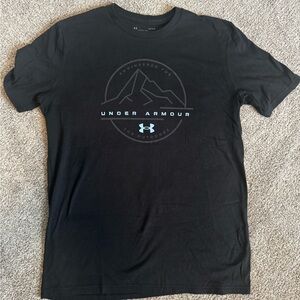 Men's Under Armour Black Shirt- L